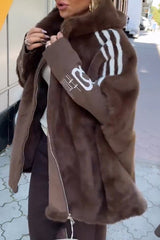 Plüschmantel mit Kapuze